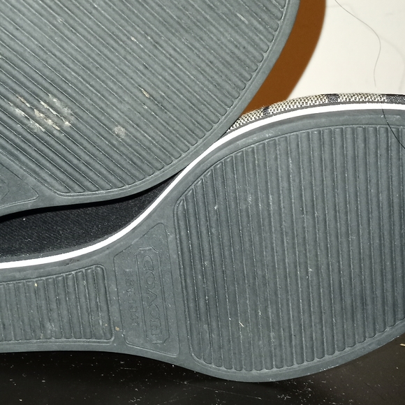 Coach women's 7 peep toe wedge - Picture 4 of 4